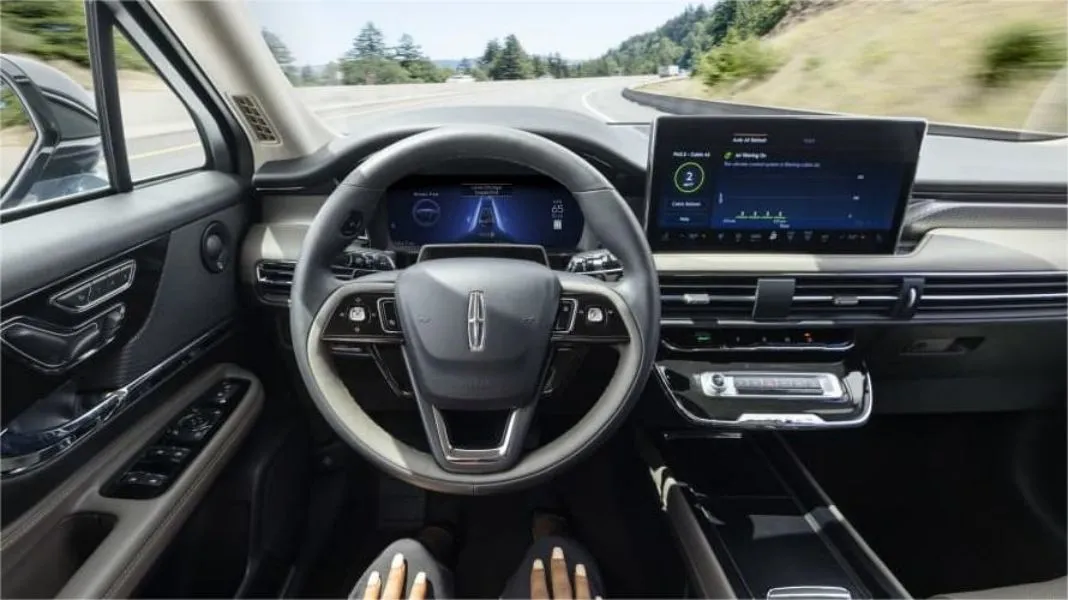 Four cars that can free your hands!|http://m.hohocar.com/newsd/list/editor