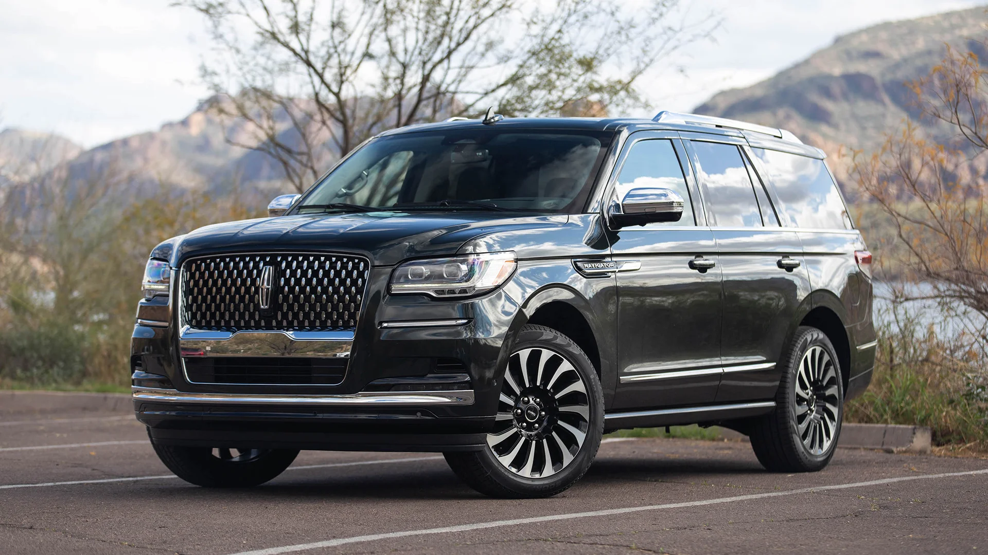 Lincoln Navigator Unrivaled Luxury and Power