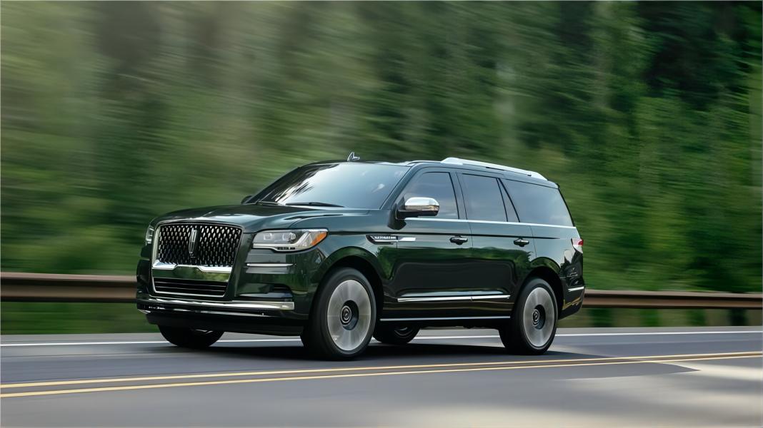 Lincoln Navigator Unrivaled Luxury and Power